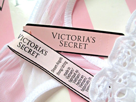 VICTORIA'S SECRET DREAM ANGELS Thong Panty VS White Embroidered Lace Mesh S M
