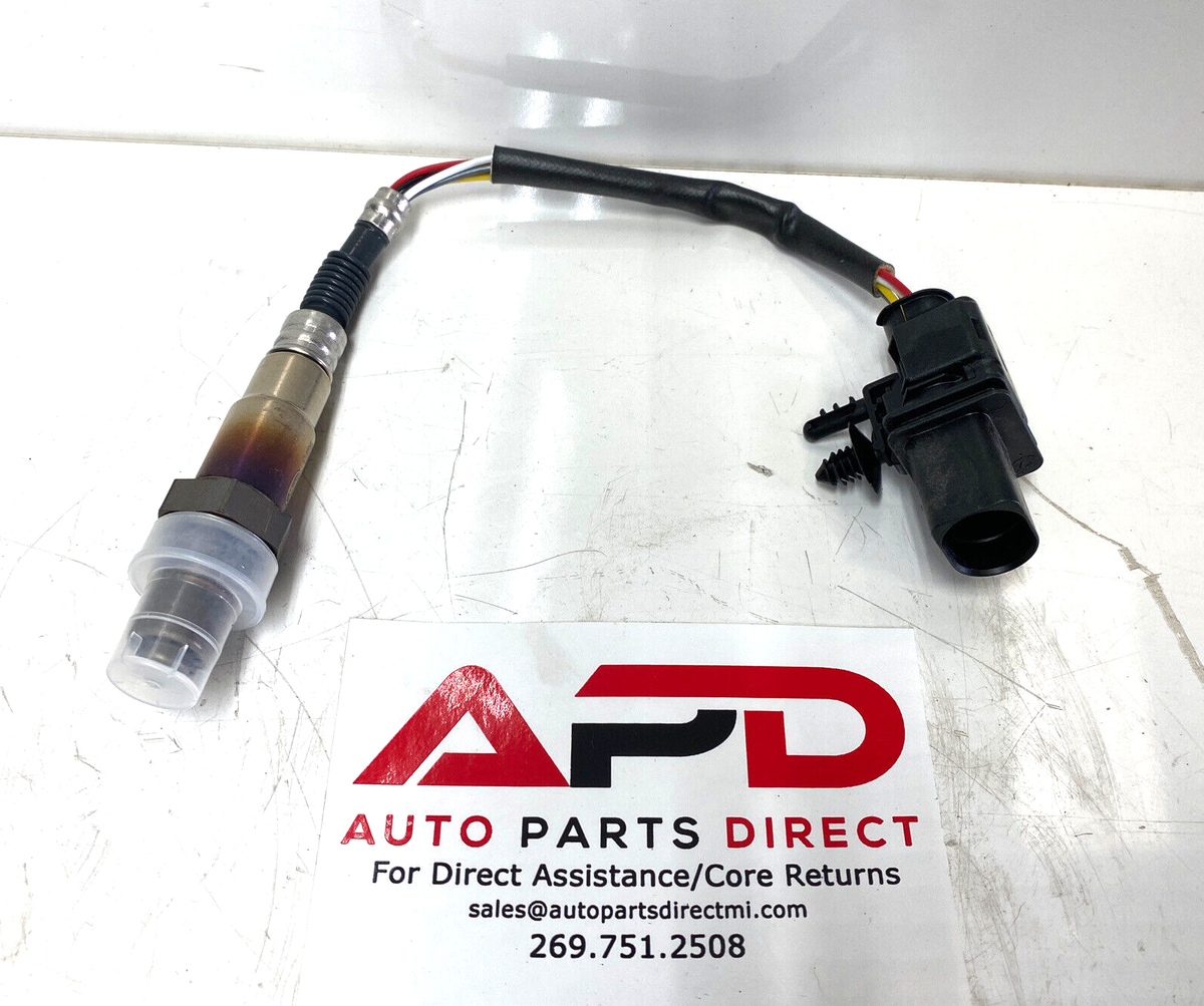 NEW OEM 2008-2012 Ford Lincoln O2 Oxygen Sensor 8F9Z-9F472-A