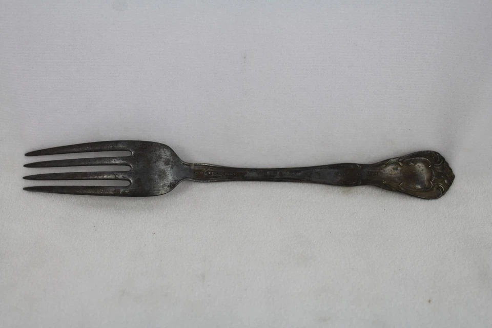 Horquilla de plata esterlina Alvin 1940 patrón Chateau Rose 7-1/4" sin monograma Foto 4 de 4