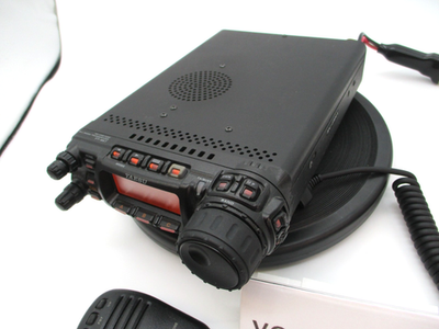 YAESU FT-857 DS HF/50/144/430MHz 20W/10W Transceiver Operation YAESU FT-857 DS HF/50/144/430MHz 20W/10W Transceiver Operation