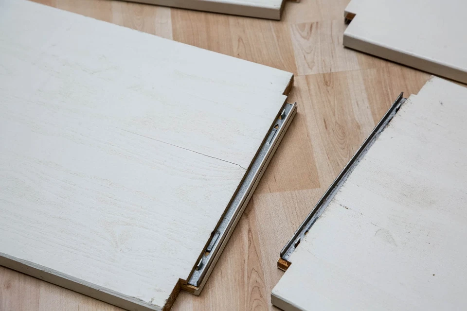 4x Stück IKEA Ivar Regalboden Regalbrett 42x30cm - Kiefernholz - weiß lackiert - Bild 4 von 4