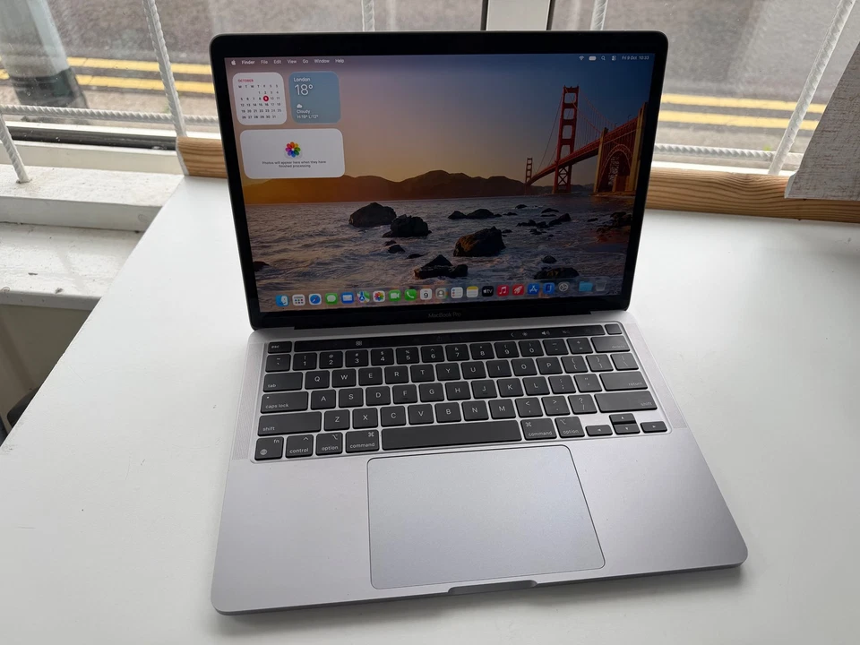 Apple MacBook Pro 13" M1 · 8GB · 1TB, photo 1 of 5
