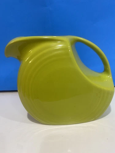 Fiesta Fiestaware Large Water Disk Pitcher 7 1/4" Tall Lemongrass 67 oz Laughlin