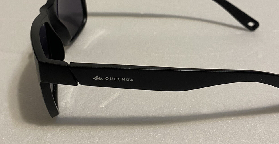 Lunettes de soleil réfléchissantes noires Quechua Decathlon MH T