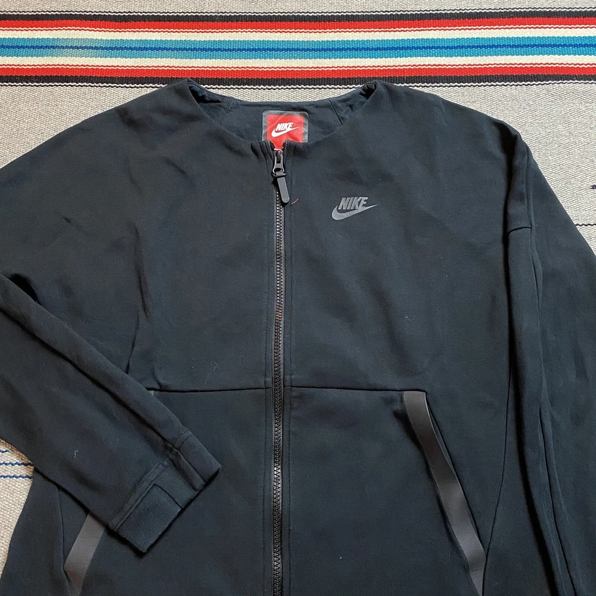 Nike tech deals fleece varsity