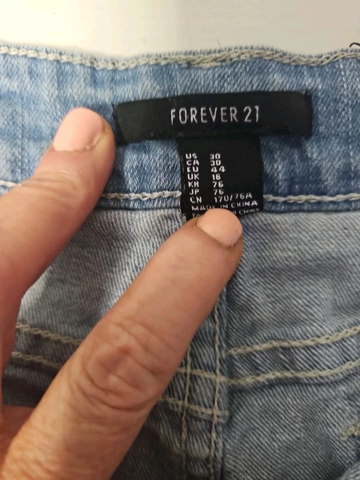 Joey Cut Off Denim 2" Shorty Shorts Geo Print Womens 30 Blue #153 - Image 3 of 4