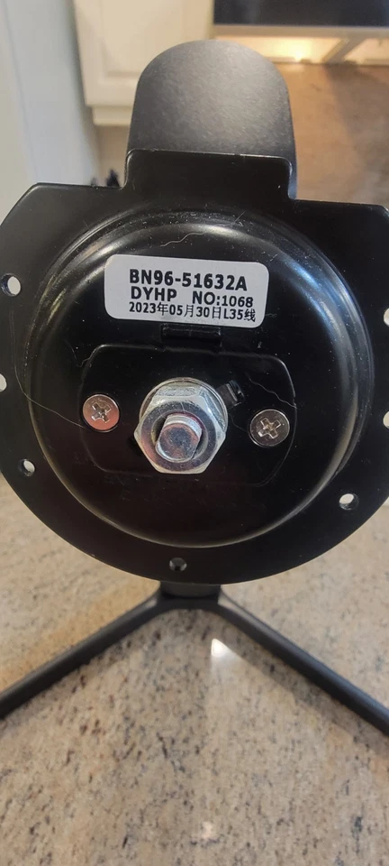 Samsung Odyssey Neo G9 Stand Mount - Image 4 of 4