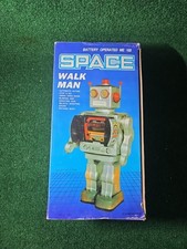 Space Walk Man Robot Battery OP ME 100 In Original box