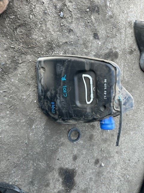 Auxiliary Fuel Tank Fits 1997-1998 Chevy Corvette 545051