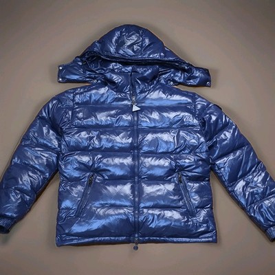 Moncler Maya Hooded Short Down Jacket In Navy Blue. Size 5 | eBay