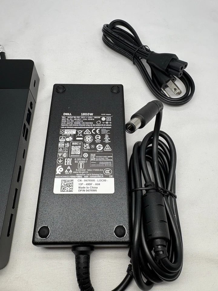 Estación de acoplamiento Dell WD19TB Thunderbolt 4 compatible con 4K nueva sin caja Foto 2 de 3