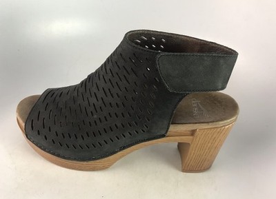 Dansko Danae Slingback Sandals Block Heel Perforated Sz 39 8.5/ 9 US