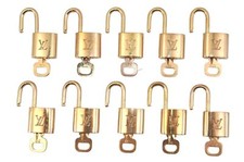 Authentic Louis Vuitton Padlock & Keys 10Set ...