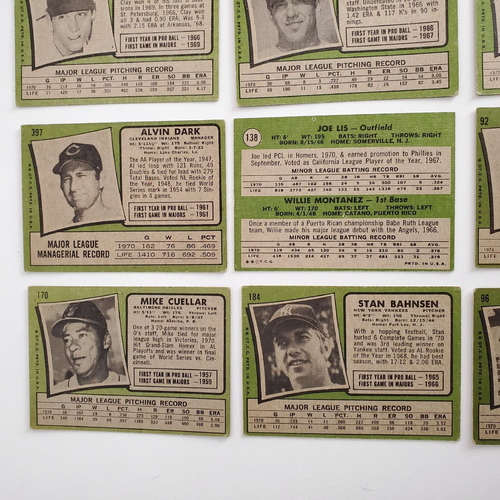 #1971 TOPPS BASEBALL TRADING CARDS LOT 33 CARDS - Includes Dark, Cuellar & more - Picture 10 of 17