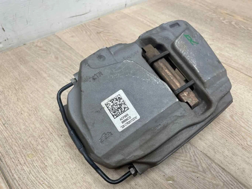 Pinza de freno delantera derecha pasajero 8W06CD usada para AUDI A4 2017-2021 2,0 L AWD Foto 4 de 4