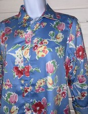 Ralph Lauren CHAPS Sz MEDIUM No Iron Blue Floral Cotton Top 3/4 Sleeve EUC