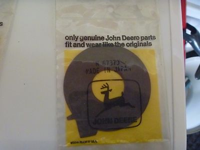 New NOS OEM FACTORY John Deere Mower/Tractor Chainsaw Gasket AM67379