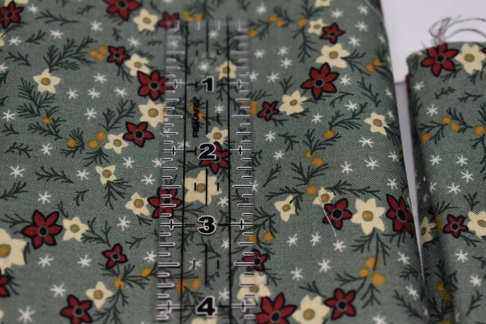 Lote de 3 piezas HOLLY HILL dedal RJR TELAS 100% algodón edredón SAGE OLIVE Foto 3 de 3