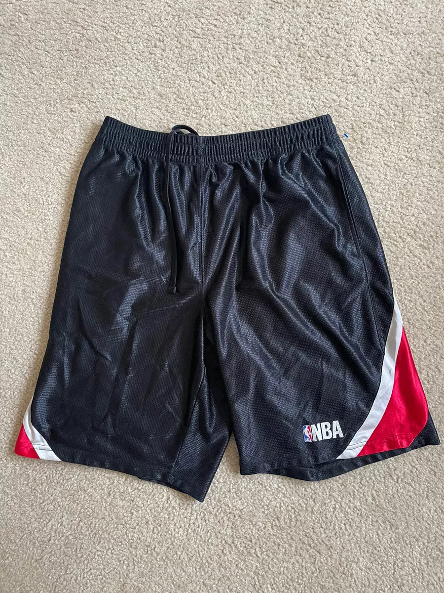 Vintage NBA Basketball Shorts Black Red Men Large