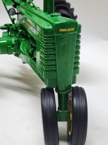 1939 John Deere Model B Narrow Front Tractor By Scale Models / Ertl 1/8 Scale - Picture 9 of 22