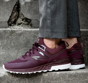 new balance 574 burgundy