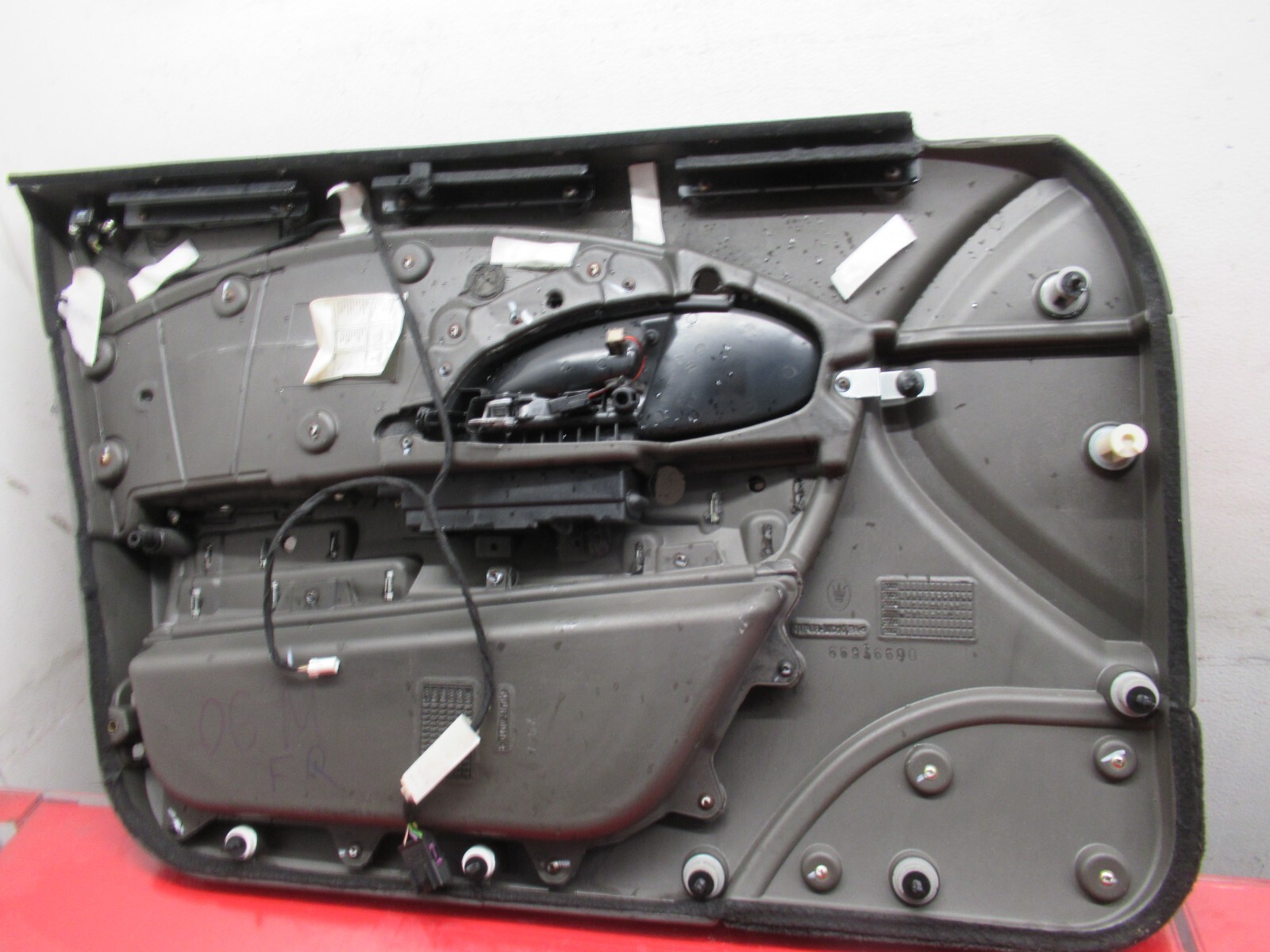 04-08 MASERATI QUATTROPORTE FRONT RIGHT PASSENGER SIDE INTERIOR DOOR PANEL OEM