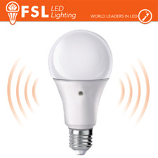 LAMPADA LED GOCCIA 9W CON SENSORE CREPUSCOLARE 2 LATI LUCE CALDA