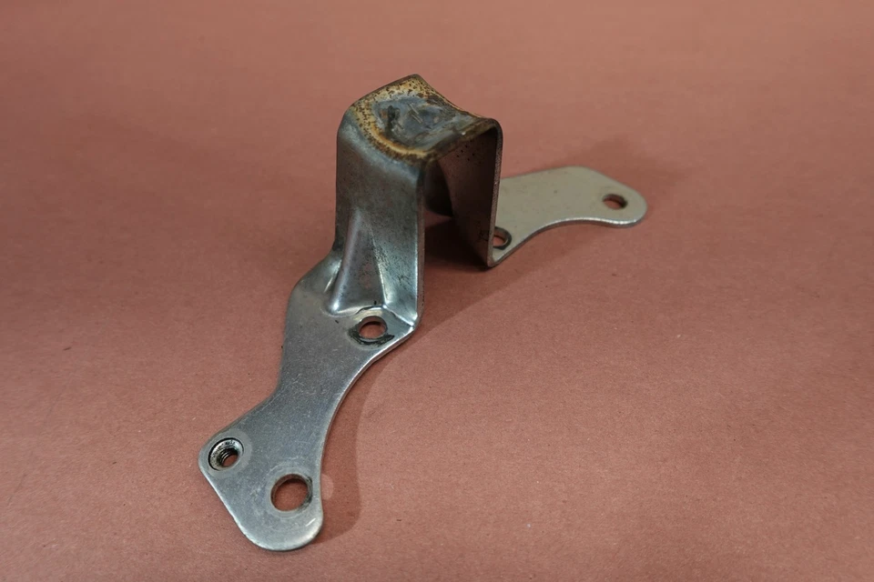 Harley Davidson Road King 1999-2006 silenciador tubo de escape soporte Foto 4 de 4