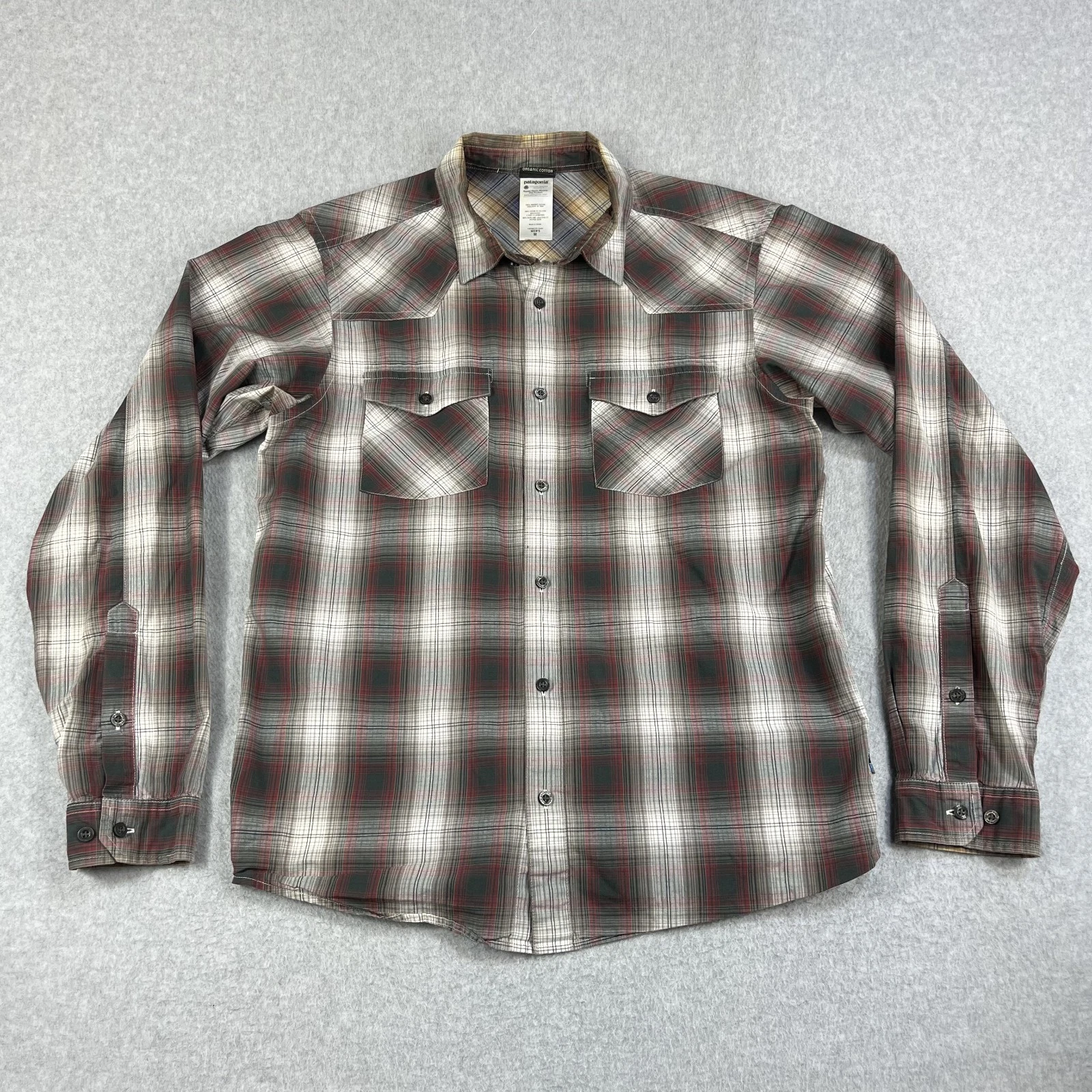 Patagonia Good Shirt Mens Medium Plaid Organic Cotton Hiking Packable Active