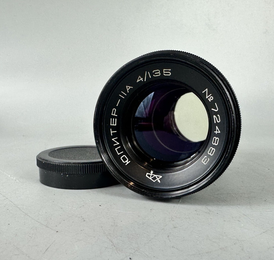 Jupiter 11a 135mm f4 m42 Mount Lens 12 Blade Aperture- Light