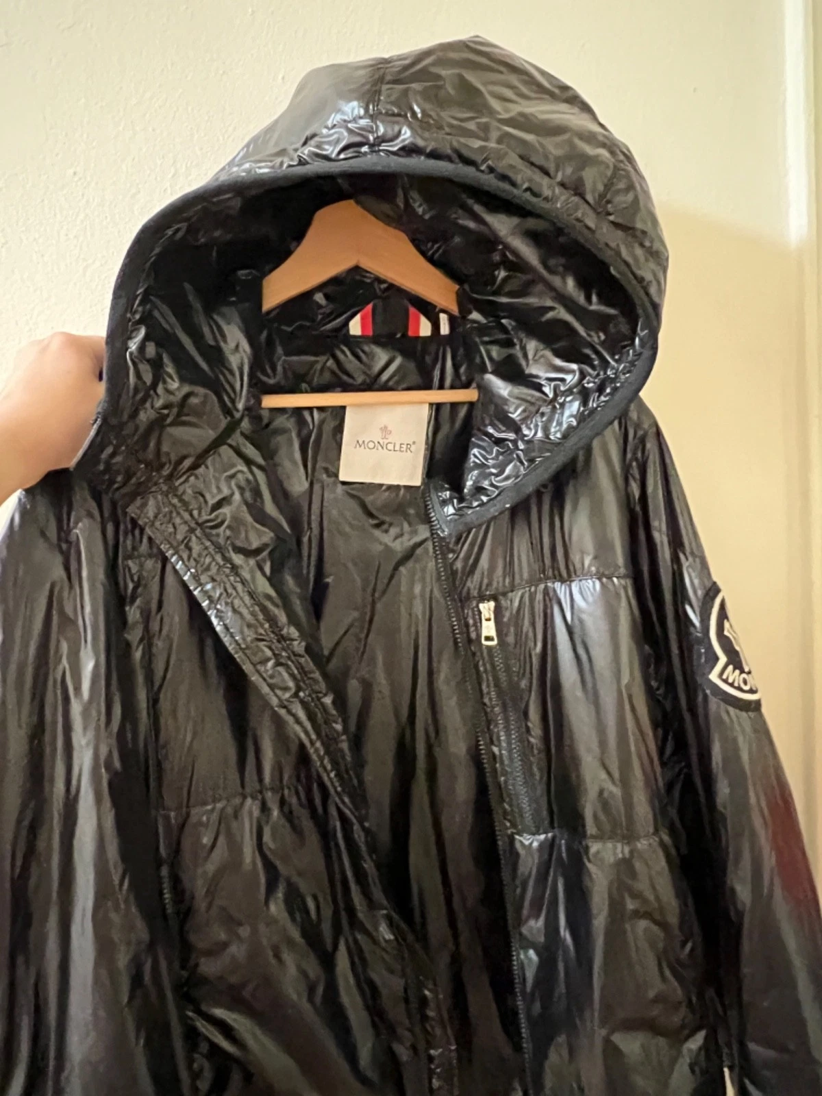 Moncler Lafond Black Nylon Down Jacket Men's Size 2 Hooded Glossy Puffer Jacket - product detail image 10