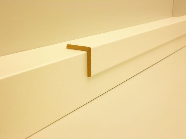B.S. Bauprogramm Winkelleiste 250 Cm 28 X 28 Mm Weiß Winkelleiste-image