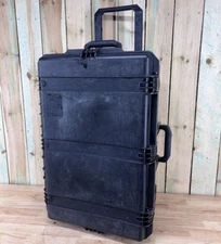 Pelican iM2975 Storm Case Rolling Waterproof Black Good Condition AB Free Ship