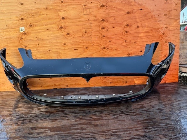 2008 2009 2010 2011 MASERATI GRANTURISMO FRONT BUMPER COVER BLACK OEM