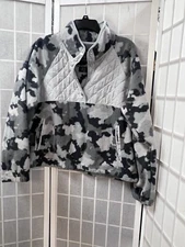 Kyodan, Men’s, sweatshirt, Black/White, Camouflage Pattern, 2 Pockets, Size XL.: