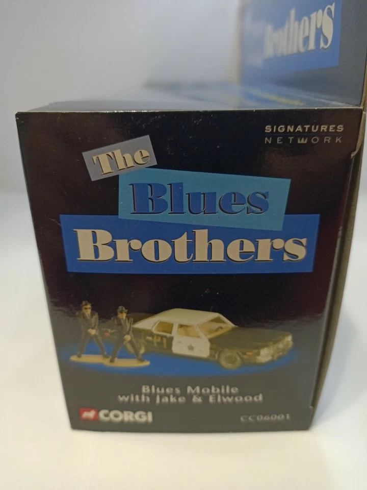 CORGI 06001 Blues Brothers Mobile Modello Diecast Auto + Jake + Elwood Figure- m - Immagine 3 di 4