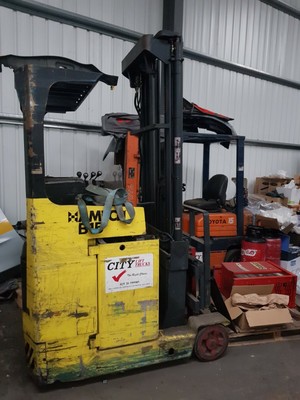 Forklift Forklift