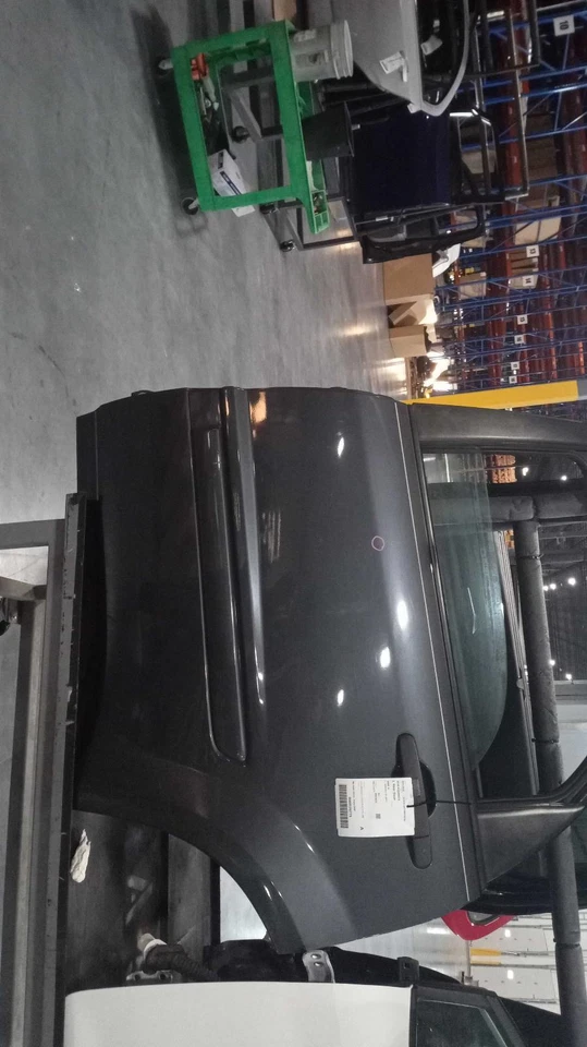 Conjunto de puerta trasera izquierda usado lado trasero se adapta a: Chevrolet Equinox L. 2009 con privacidad Foto 2 de 4