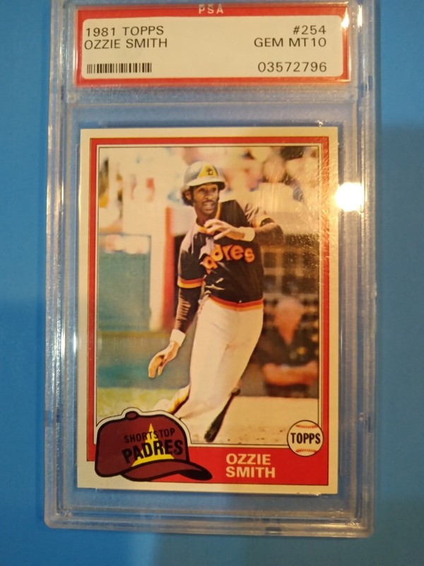 1981 Topps Ozzie Smith #254 (HOF) PSA 10 Gem-Mint, Hall of Fame Great!!