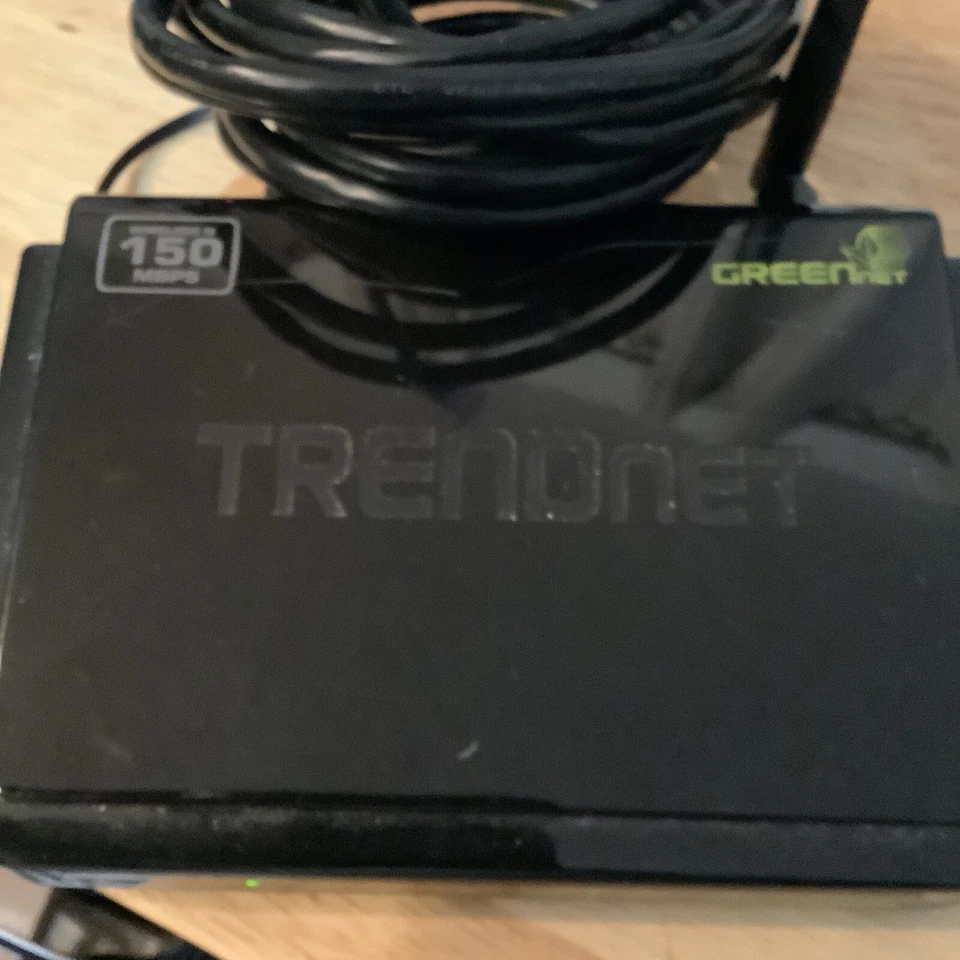 Trendnet & :Model TEW-711BR  N150 MBPS Wireless Home Router - Green Net- Black - Image 2 of 4