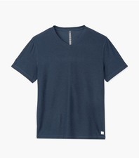 Vuori Men’s Strato Tech V-Neck Tee Short Sleeve Navy Heather Medium NEW 