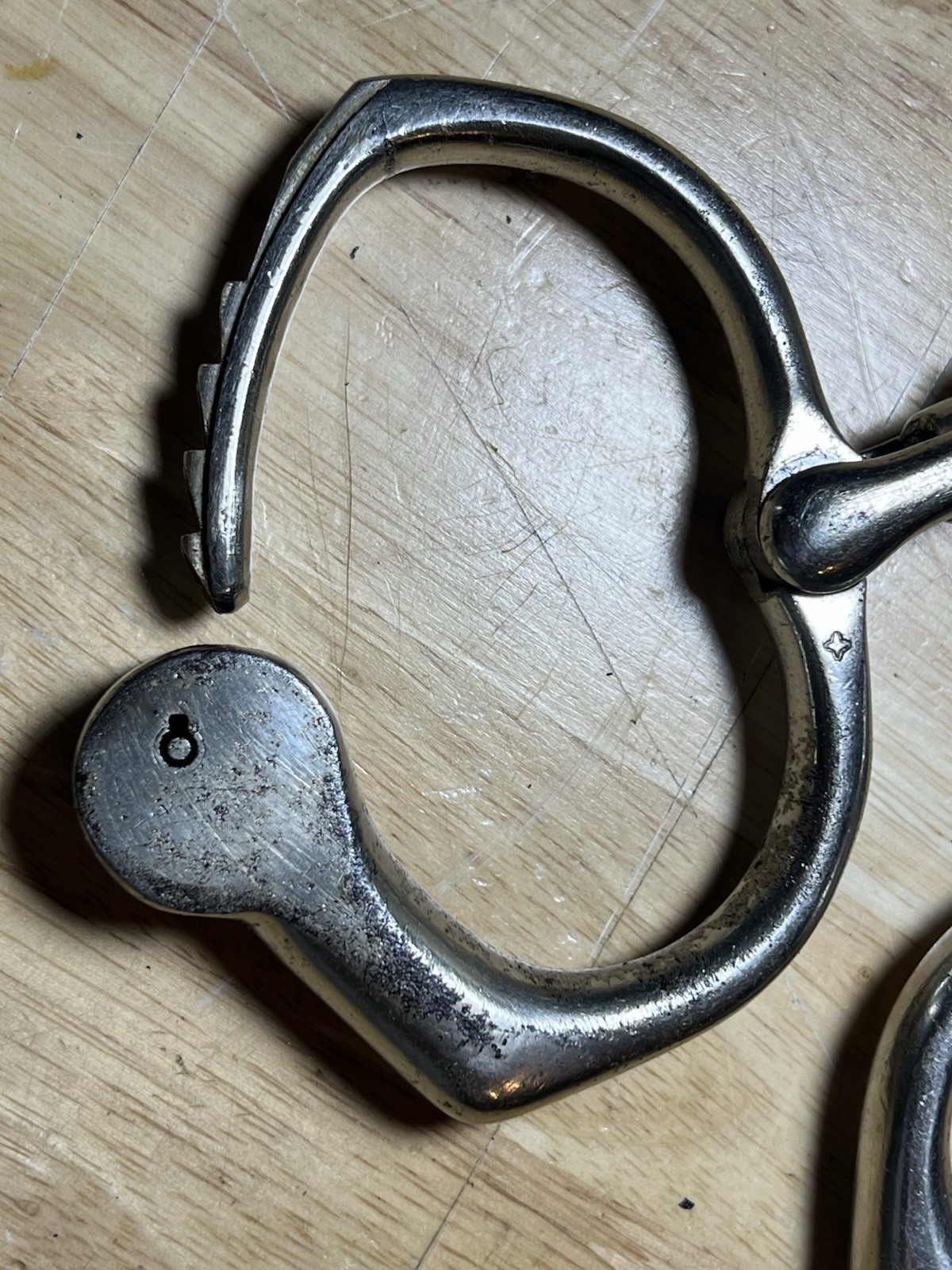 Antique Tower Beans Pattern Handcuffs with Key