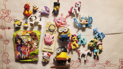 Konvolut (Filly) Pferde - Einhorn, Minions, Polly Pocket, Pokemon, Drachen