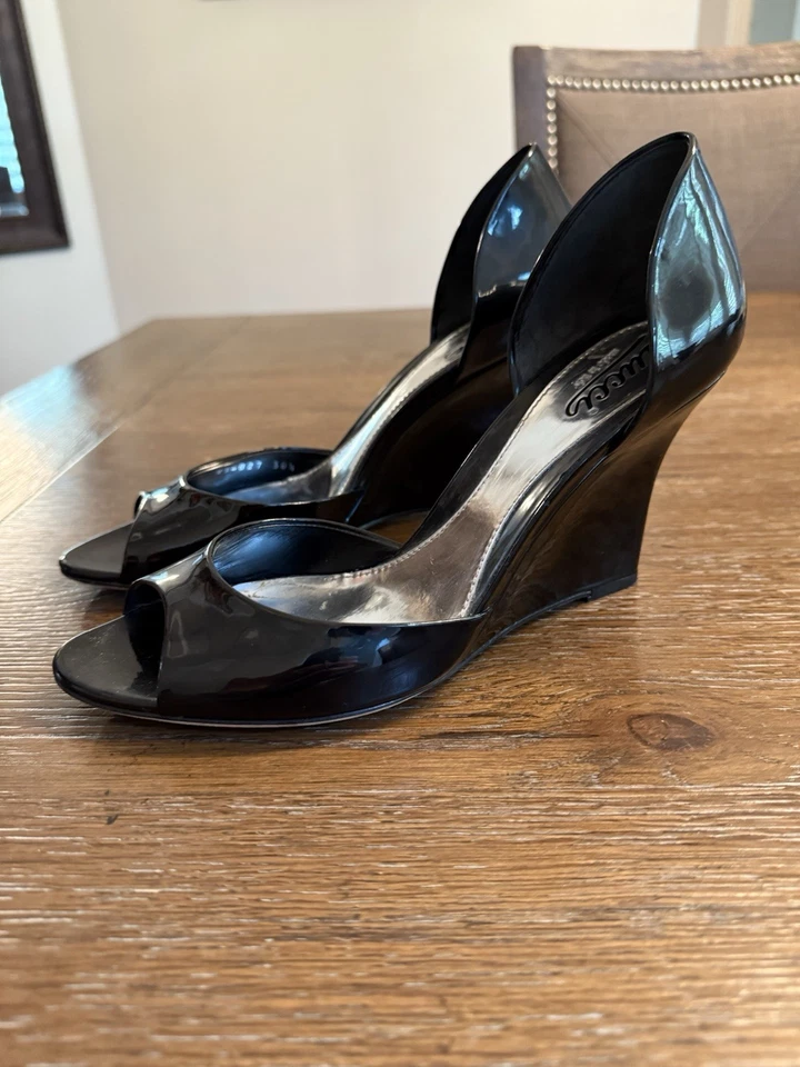 Gucci Tacones de Cuña de Cuero Negro Talla 38.5 EE. UU. Talla 8.5 Hermoso Estado Foto 3 de 4