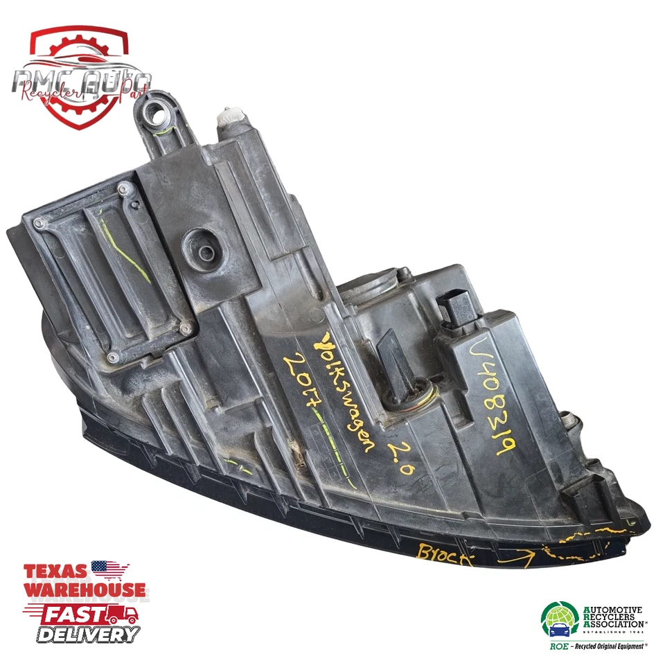 Volkswagen Jetta/GLI Headlight 2017 DRIVERS SIDE 5c7941005j - Image 2 of 4