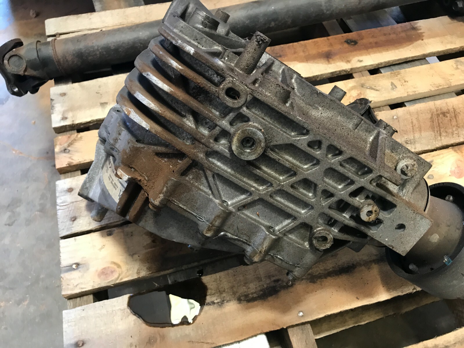 14 15 16 17 18 19 MASERATI GHIBLI AWD REAR CARRIER DIFFERENTIAL CASE 2.80 RATIO 