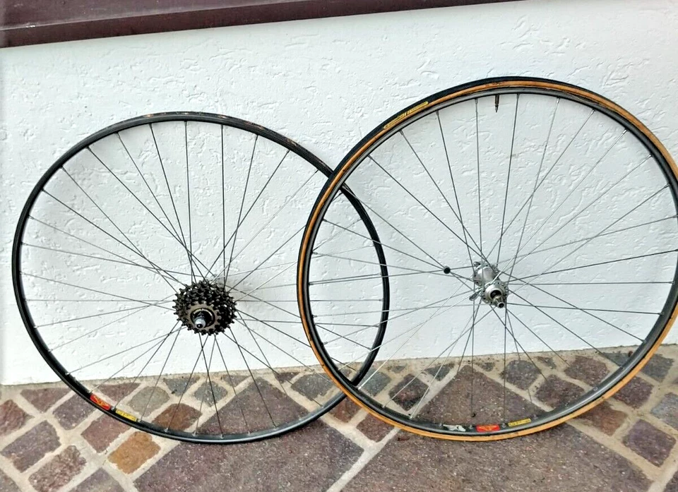 Rennrad Felgen Laufräder Mavic GP 4 mit Dura Ace Naben- Set vorne+hinten