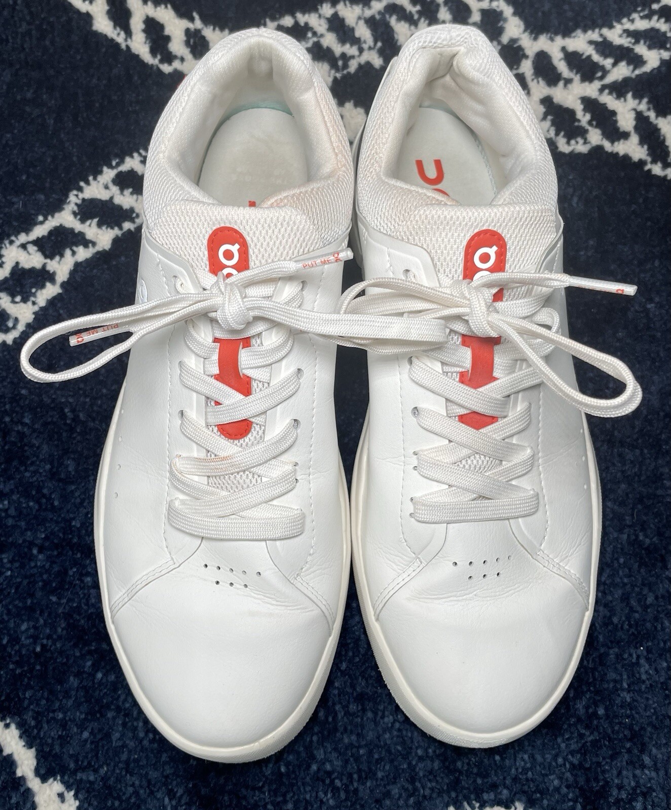 Woman's Sneakers & Athletic Shoes, On The ROGER Advantage Shoes size W10