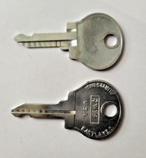 Renault 4 5 6 14 15 16 17 Peugeot 504 304 404 604 One Key Blank For Ignition
