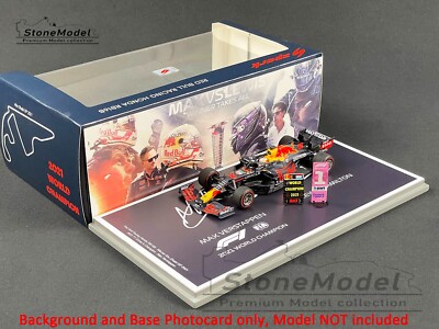 Background &Base Photocard Red Bull F1 RB16B Max Verstappen Abu Dhabi 1:43 Spark